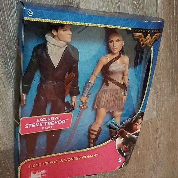 Exclusive"Steve Trevor & Wonder Woman" set of 2 dolls - Picture 2 of 4